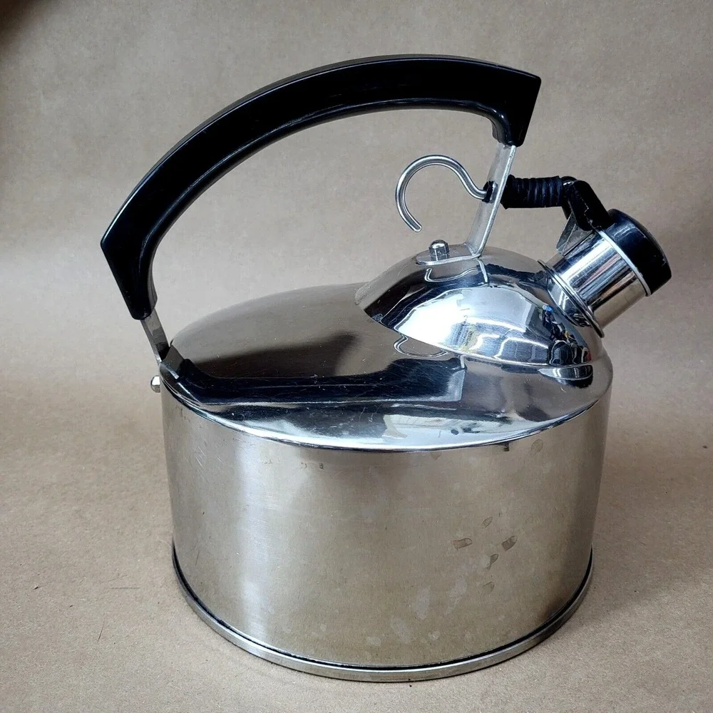 FaberWare Whistle Tea Kettle Stainless Steel K7030 2.5 Qt.